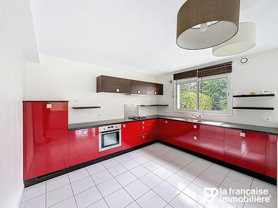 Maison - 171 m² - 8 pièces
