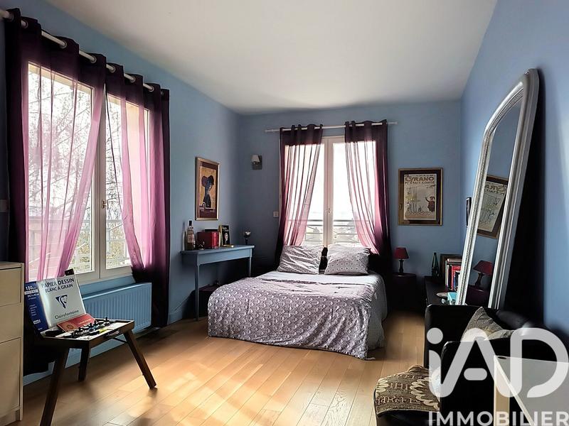 Maison - 226 m² - 7 pièces