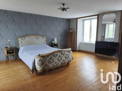 Maison - 198 m² - 5 pièces