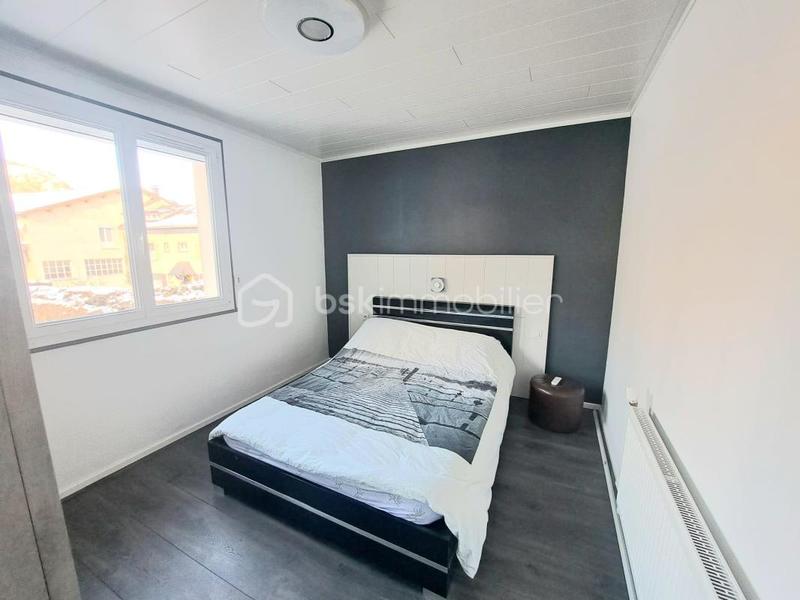 Appartement - 80 m² - 5 pièces