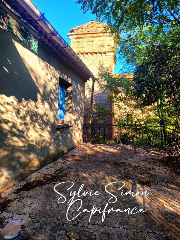 Propriété - 106 m² - 5 pièces