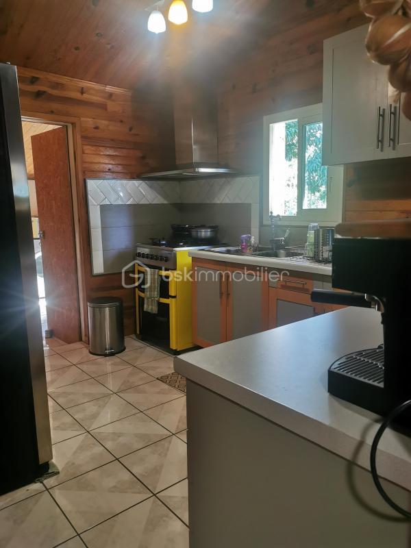 Maison traditionnelle - 94 m² - 4 pièces