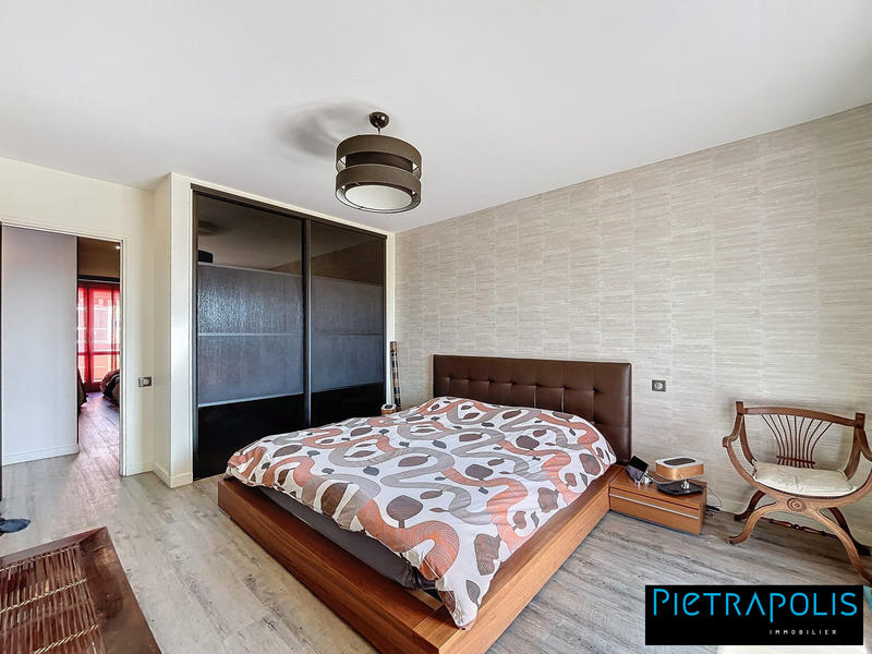 Duplex - 149 m² - 5 pièces