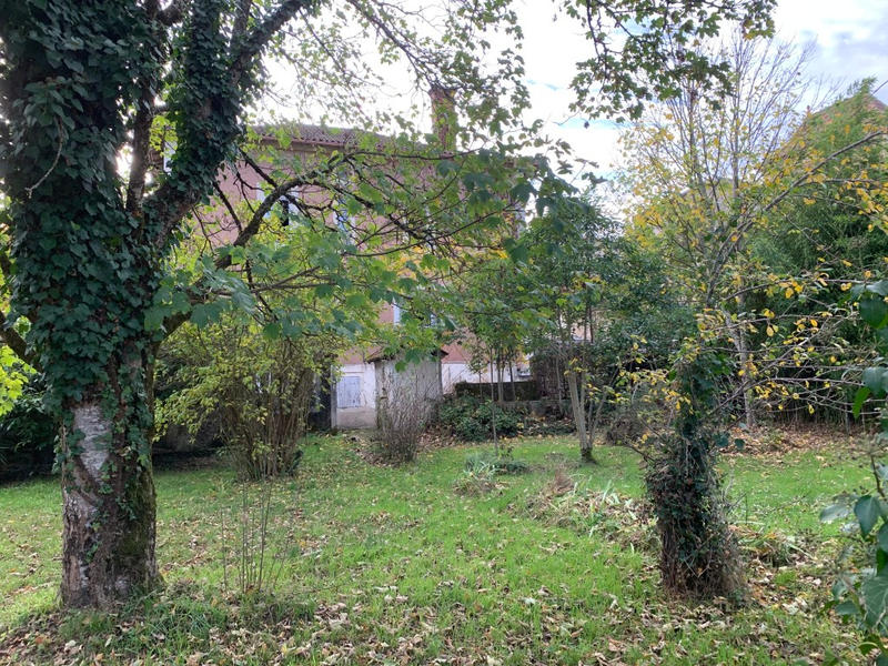 Maison de village - 237 m² - 8 pièces