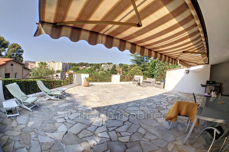 Villa - 183 m² - 5 pièces