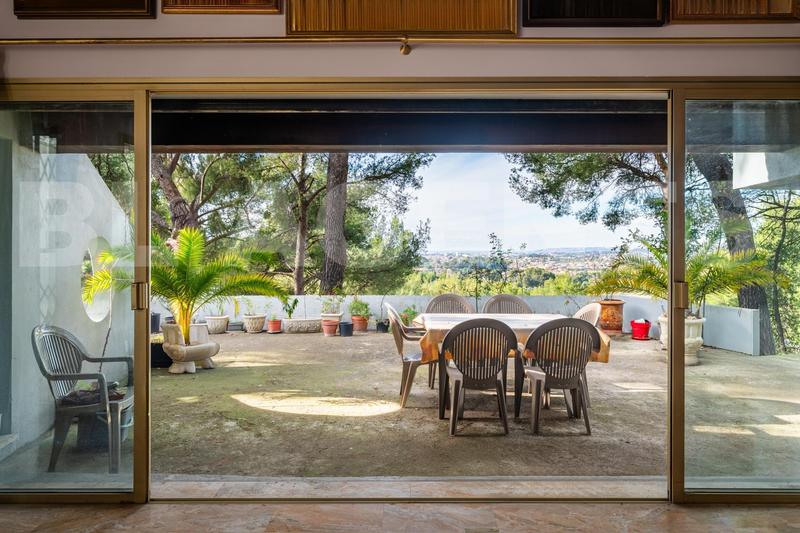 Maison d'architecte - 156 m² - 6 pièces