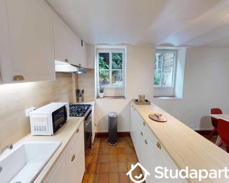 Chambre - 125 m² - 1 pièce