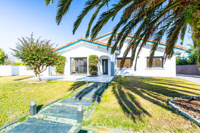 Maison - 165 m² - 6 pièces