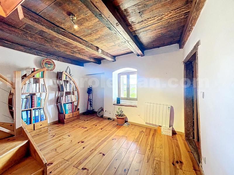 Corps de ferme - 136 m² - 5 pièces