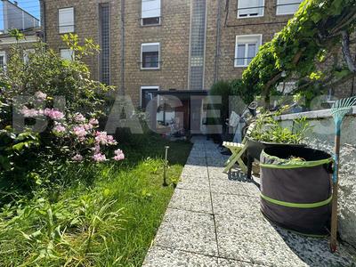 Maison - 142 m² - 6 pièces