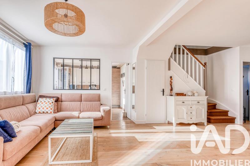 Maison - 98 m² - 4 pièces