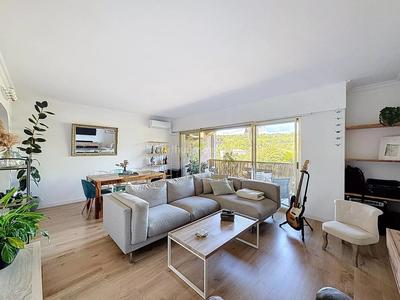 Appartement - 75 m² - 3 pièces