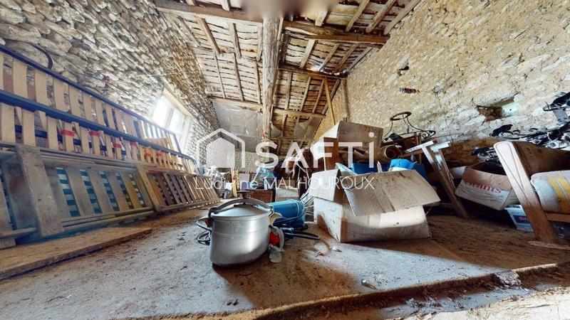 Maison - 221 m² - 6 pièces