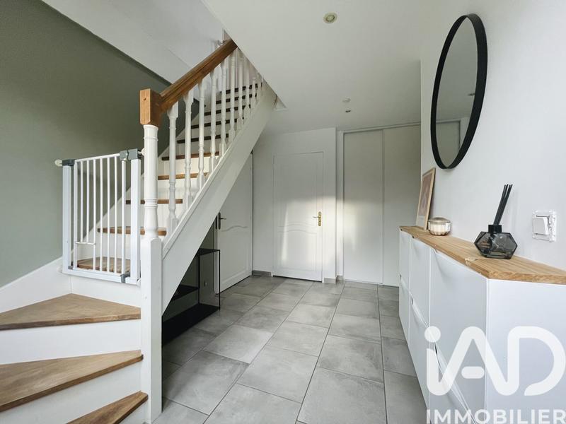 Maison - 234 m² - 8 pièces