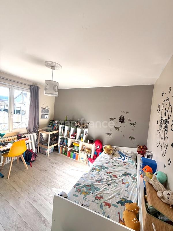 Maison - 115 m² - 6 pièces