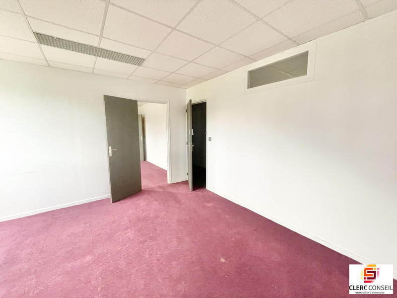 Bureau - 225 m²