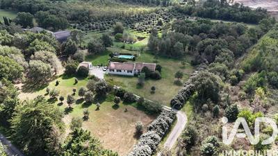 Maison - 164 m² - 6 pièces