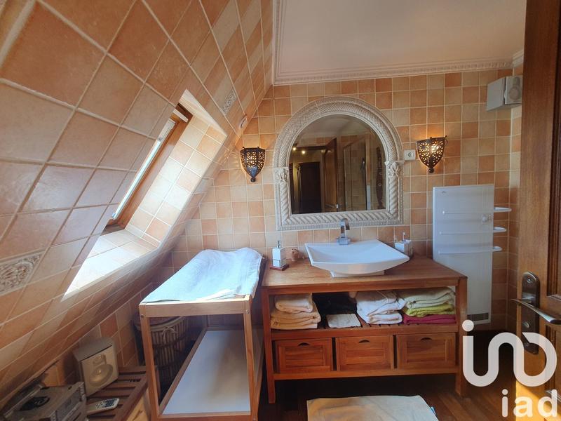 Maison - 355 m² - 9 pièces