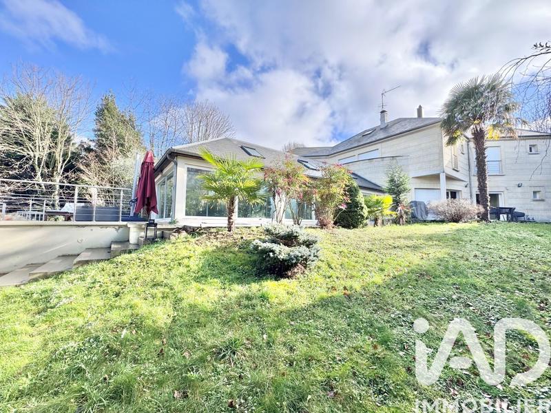 Maison - 361 m² - 10 pièces