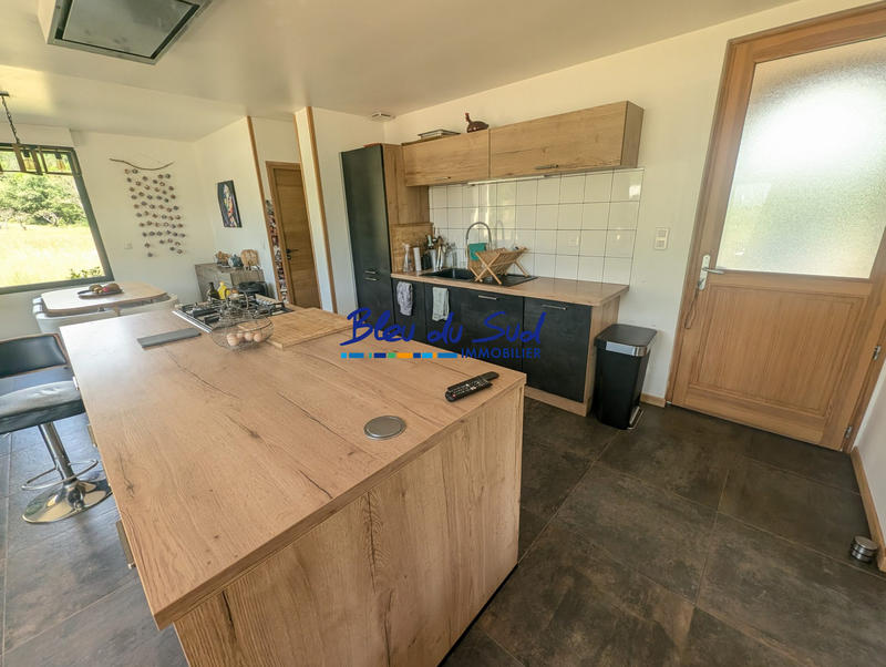 Maison traditionnelle - 126 m² - 6 pièces