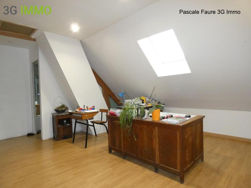 Maison traditionnelle - 152 m² - 7 pièces