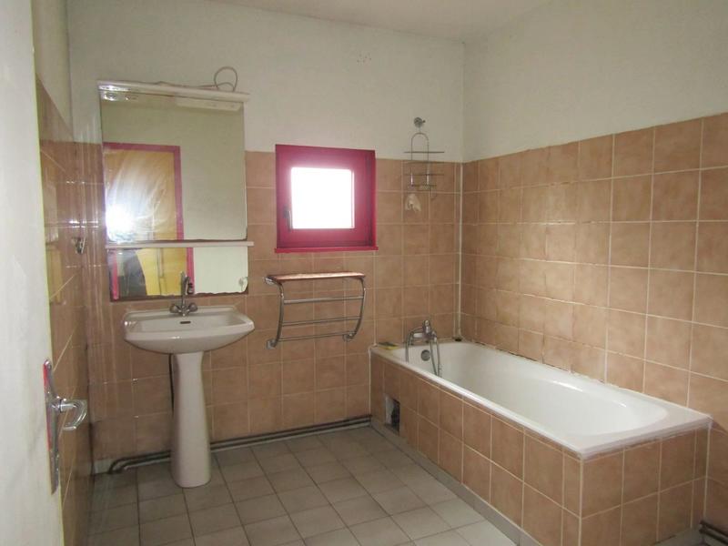 Maison - 152 m² - 8 pièces