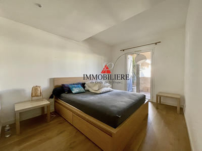 Appartement - 80 m² - 3 pièces
