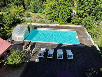 Maison - 213 m² - 8 pièces