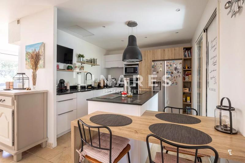 Maison - 145 m² - 5 pièces