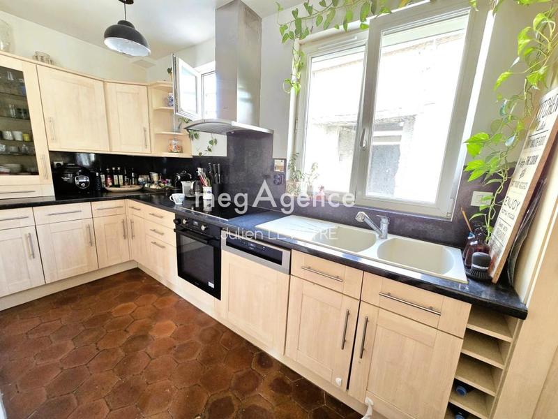 Maison - 147 m² - 6 pièces