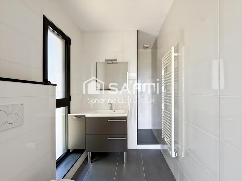 Maison - 285 m² - 7 pièces