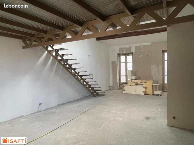 Appartement - 90 m² - 3 pièces