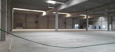 Entrepôt - 6 490 m²