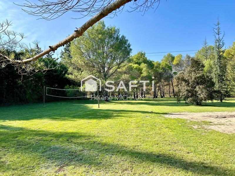 Maison - 632 m² - 17 pièces