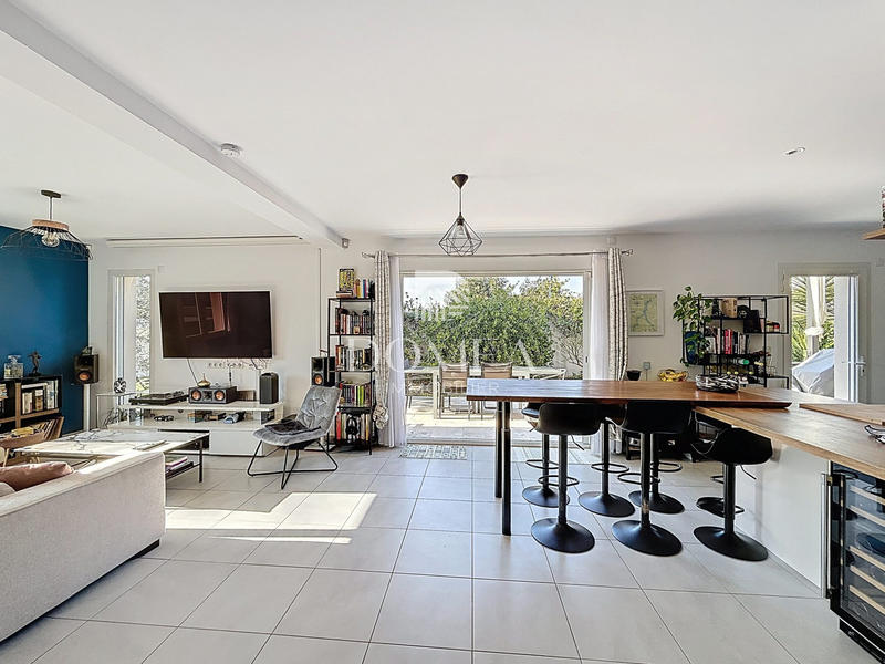 Villa - 100 m² - 4 pièces