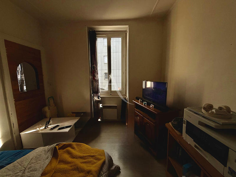 Immeuble - 11 pièces