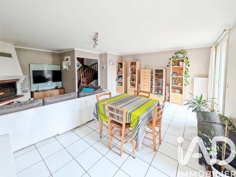 Maison - 83 m² - 4 pièces