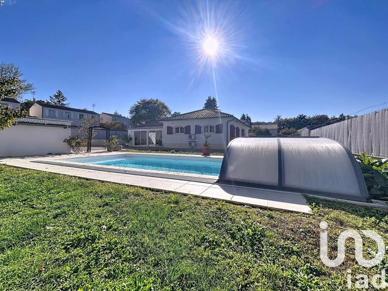 Maison - 180 m² - 7 pièces