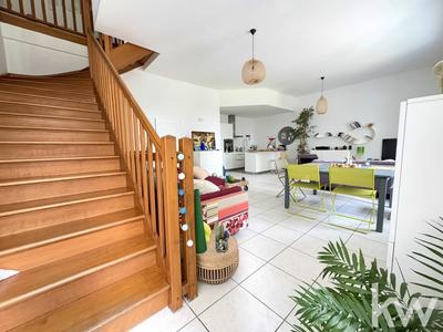 Appartement - 151 m² - 5 pièces