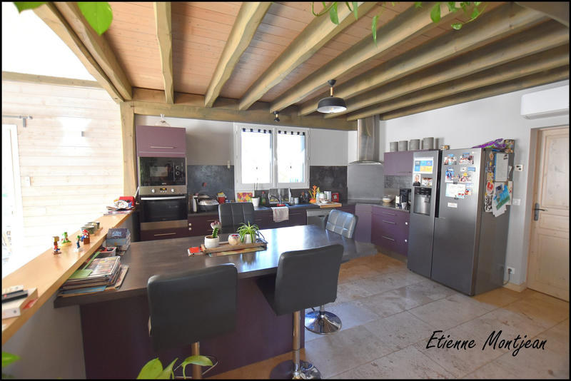 Maison - 172 m² - 6 pièces