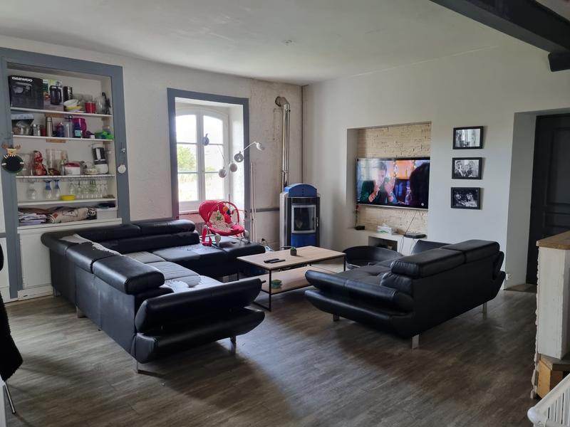 Maison - 163 m² - 9 pièces