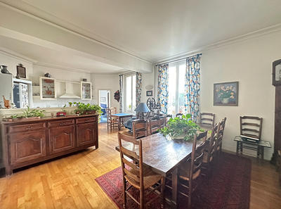 Appartement - 97 m² - 3 pièces