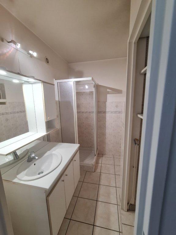 Appartement - 75 m² - 3 pièces