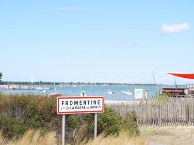 Studio - 25 m² - 1 pièce