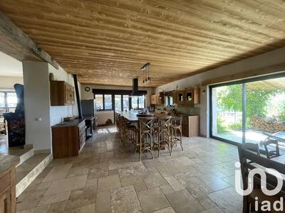 Maison - 387 m² - 15 pièces