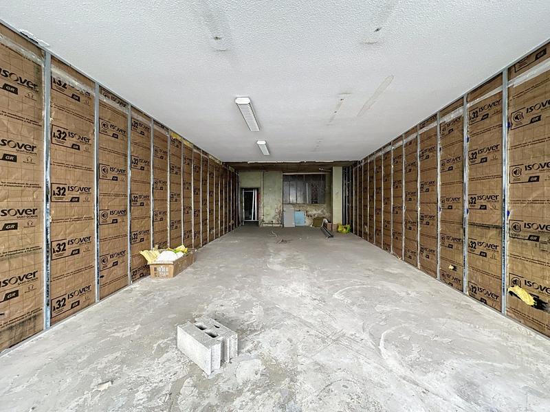 Local commercial - 68 m² - 1 pièce