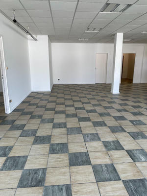 Local commercial - 145 m²