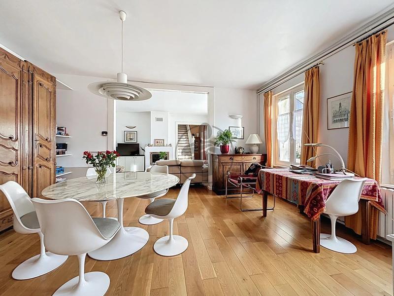 Maison - 188 m² - 6 pièces