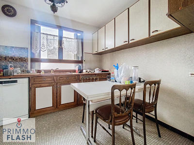 Appartement - 95 m² - 5 pièces