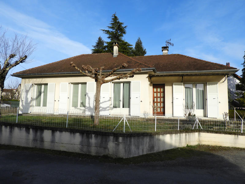 Maison - 95 m² - 6 pièces
